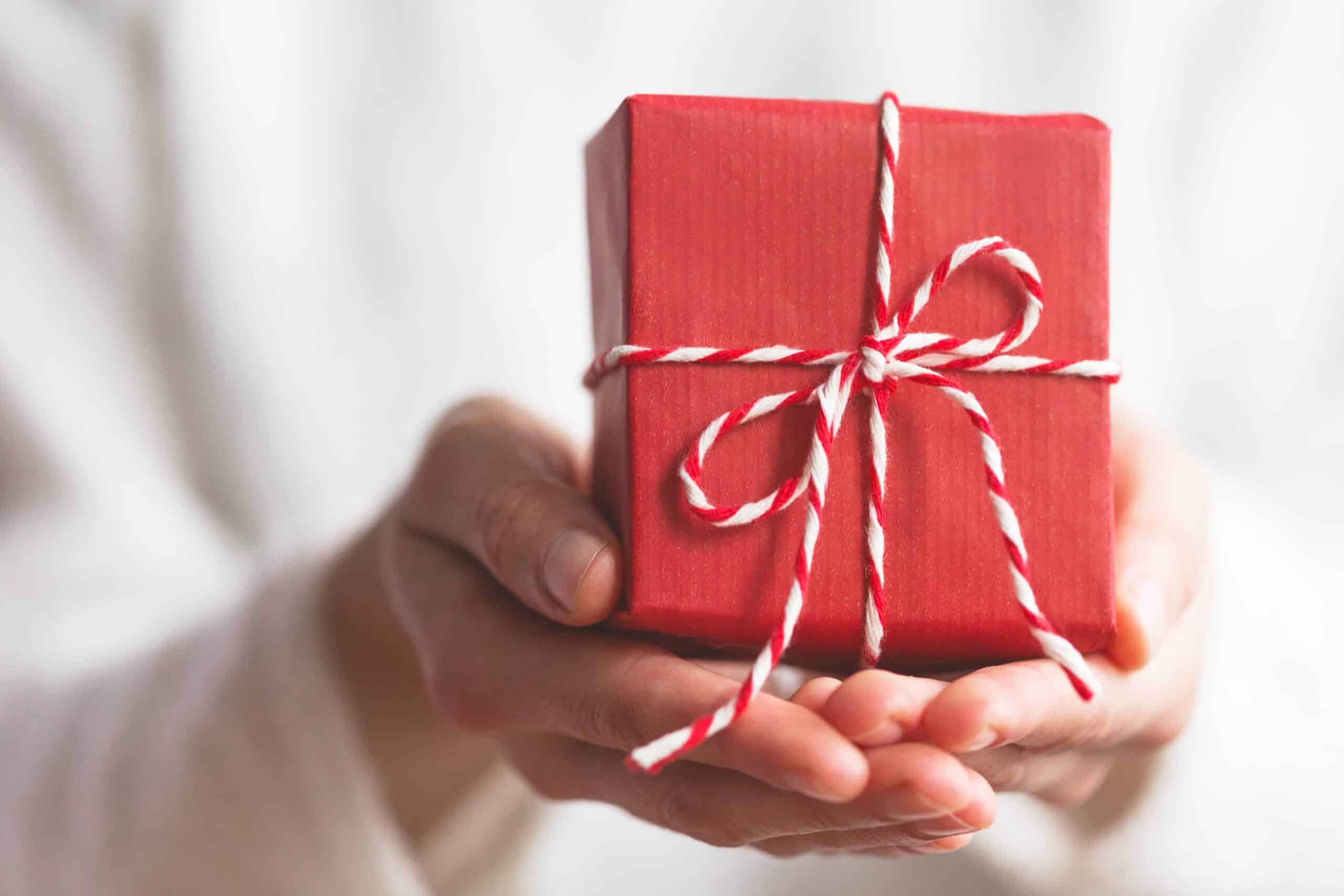 Gift options to make someone you love happy