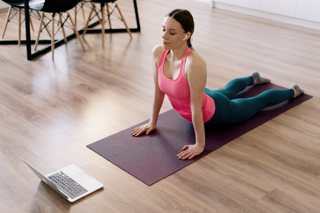 online yoga and pilates classes